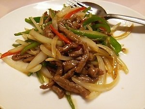 中国料理 青菜の和牛のチンジャオロース