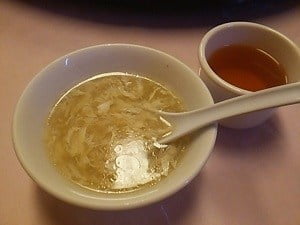 中国料理青菜のえらべるランチのスープ