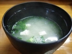 味鶴すしのA定食の味噌汁