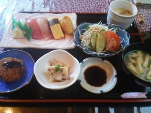 寿司・和食 亀甲の寿司ランチ