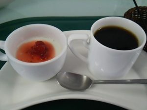 マテリアランチ.comのデザートにコーヒー