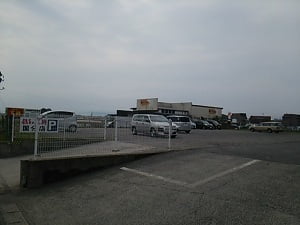 鹿児島 餃子の王将国分店駐車場だったけど、今はTSUTAYA BOOKSTORE 霧島の建物が建ってます