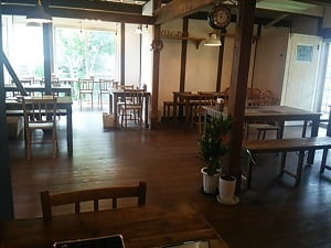 cafe食堂JyuJyuの店内の雰囲気