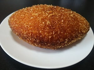BON FOUR(ボンフール)霧島国分店の黒豚カレードーナツ