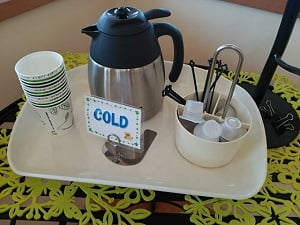 パン工房マテリアの「COLD」は冷たいコーヒーのこと(・・?
