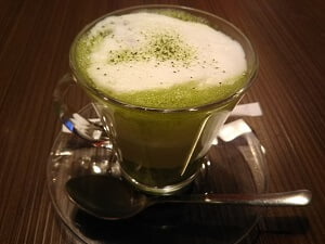 みつい家珈琲店Juju(寿樹)の抹茶ラテ
