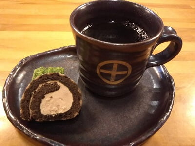 Cafe MIYABI(カフェミヤビ)都城島津邸店のBランチのコーヒーとデザート