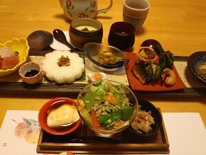 日本料理 鯉料理 反田の京ランチ＋茶わん蒸し