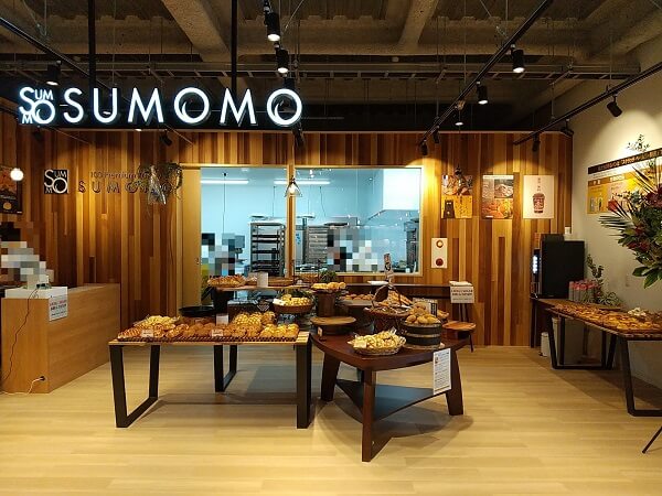 100 Premium Bakery SUMOMO霧島店の全体の雰囲気