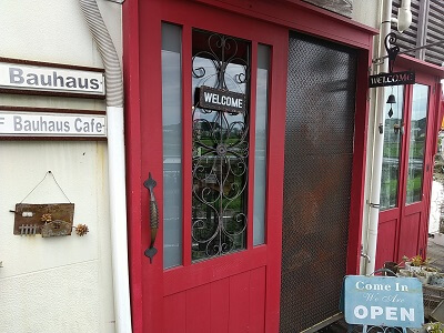 Bauhaus Cafe(バウハウスカフェ)の入口