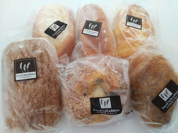 エクセルナカシマの買ったパンの写真