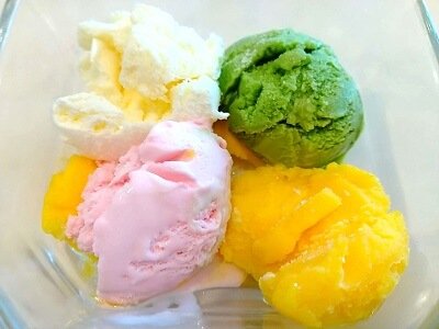 鹿児島サンロイヤルホテルのトリアンで食べたアイスクリーム4種