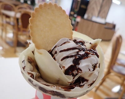 chako café(キッチンカー)の人気NO.1のチョコバナナ生クリーム