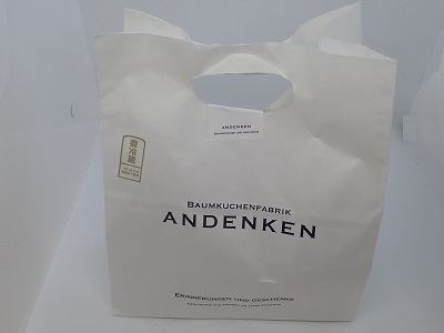 Andenken東開Holz店の店名のレジ袋
