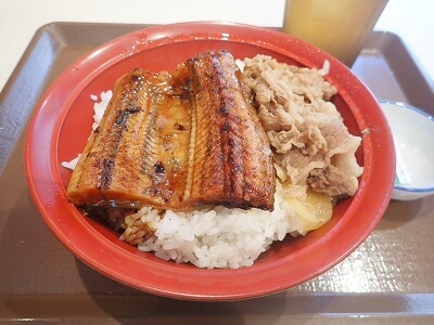 すき家 鹿児島卸本町店のうな牛並1190円。