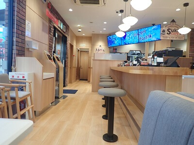 すき家 鹿児島卸本町店の入口側の雰囲気