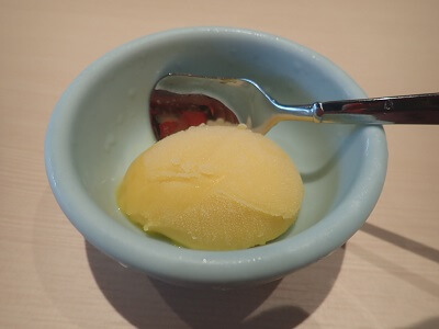 欧風カレー 萩カリーのランチタイムのゆずアイス