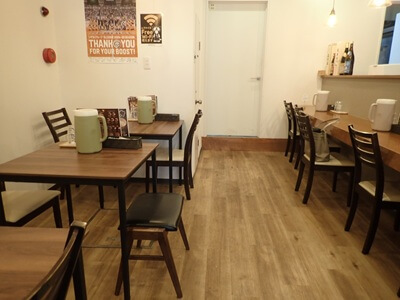 あすたべの奥のイートインスペース