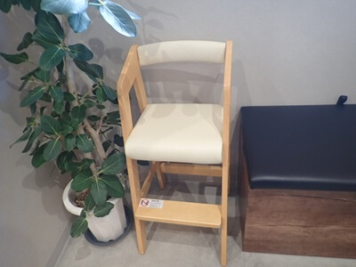 豚骨つけ麺専門店 龍の蔵天文館店の子供イス