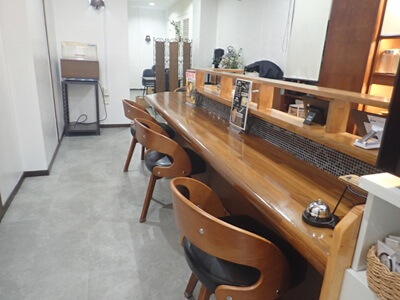 お芋の木のお店に入ってすぐの雰囲気